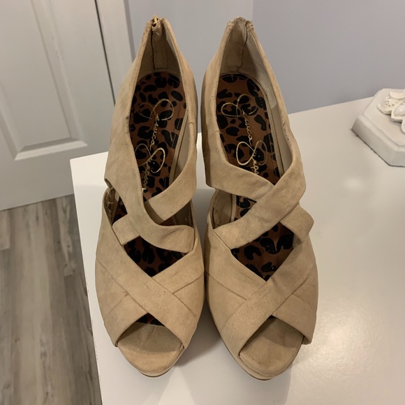 Jessica Simpson Tan Suede Open Toe Wedges - Picture 5 of 11